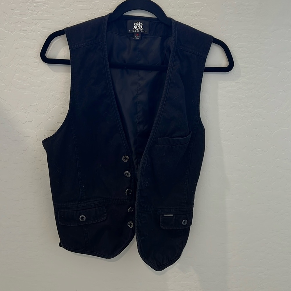 Rock & Republic Elevated Vest